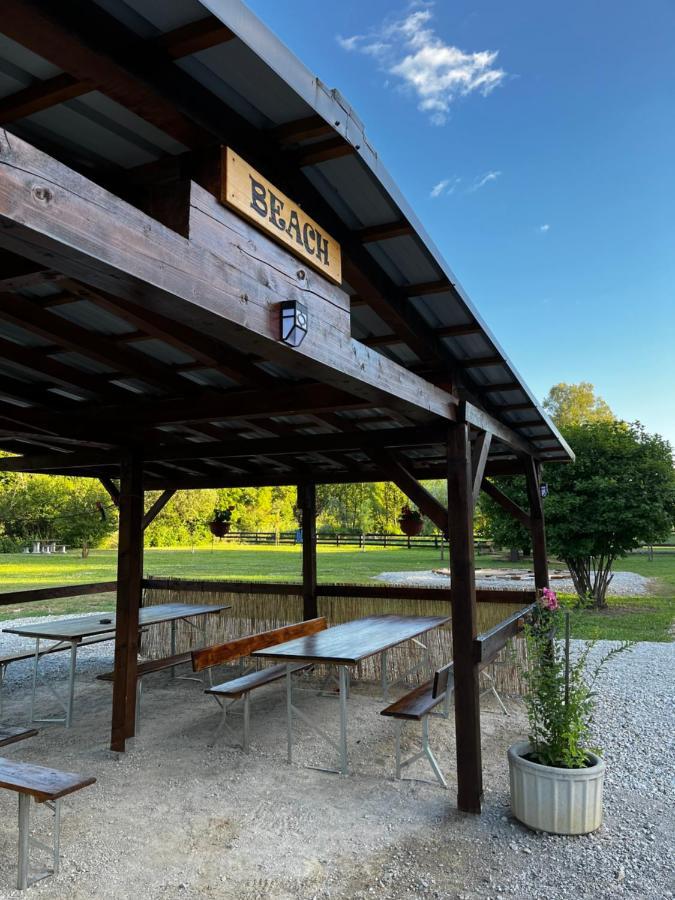 Hotel Green River - Robinzonski Kamp Duga Resa Exterior foto